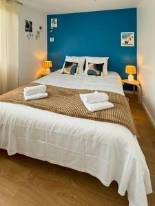 Postel nebo postele na pokoji v ubytování Le Mittel - Appartement calme, 2 Chambres, Terrasse