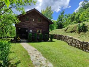 Φυσικό τοπίο κοντά σε αυτή η παραθεριστική κατοικία