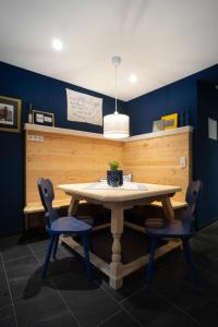 Fotografie z fotogalerie ubytování august träumt - das tiroler apartment im blauen v destinaci Matrei am Brenner + 2 fotografie
