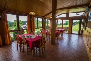 Veitingastaður eða matsölustaður á Hotel Elsyn Dvůr