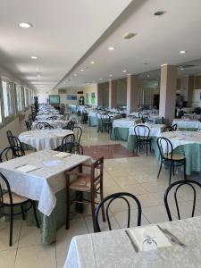 Restaurace v ubytování Hotel Germania