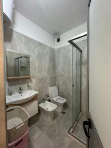 Ένα μπάνιο στο Hotel 24
