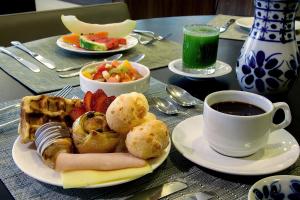 Comida no hotel ou em algum lugar perto