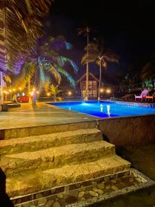 Bazén v ubytování Cabañas Barikoke-Bora Bora nebo v jeho okolí