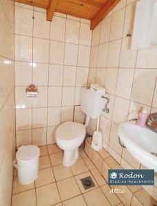 Koupelna v ubytování Rodon Apartments - S Avdimioti