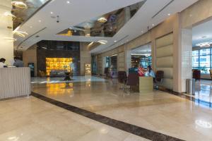 Лобби или стойка регистрации в Grand Bellevue Hotel Apartment Dubai +37 фотографий