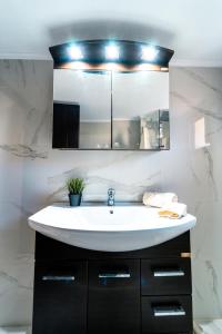 Fotografia z galérie ubytovania LUXURY AND SUNNY APARTMENT 250 mts FROM THE BEACH!! v Perei