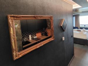 Posteľ alebo postele v izbe v ubytovaní Romantisches Bergapartment - Luxus Studio auf der Simonhöhe