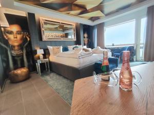 Posteľ alebo postele v izbe v ubytovaní Romantisches Bergapartment - Luxus Studio auf der Simonhöhe