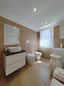 Ένα μπάνιο στο La Piccola Casa di Via Ricotti