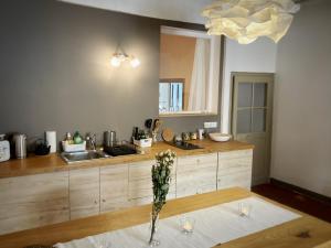 Afbeelding uit fotogalerij van La Maison de Margaret in Cluny +26 foto's