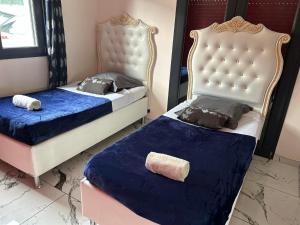 Posteľ alebo postele v izbe v ubytovaní Magnifique Villa avec piscine Beaujolais