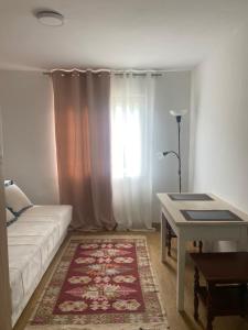 Postel nebo postele na pokoji v ubytování Studio apartman VaLi + 1 fotografie