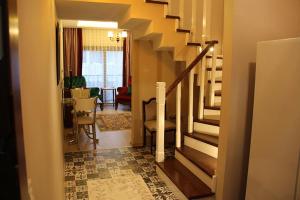 Φωτογραφία από το άλμπουμ του R A Rolex Alsancak σε Konak