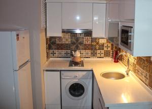 Φωτογραφία από το άλμπουμ του R A Rolex Alsancak σε Konak