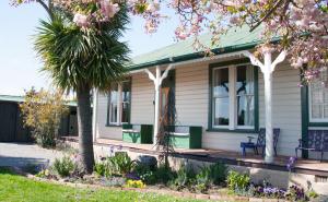 Gallery image of Pinedale Lodge & Apartment in Methven