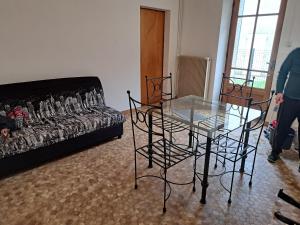 Et opholdsområde på Les gites flora la lavande et châtaignier