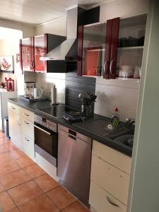 Kuchyň nebo kuchyňský kout v ubytování Golfhues-Simone-Ferienwohnung-EG