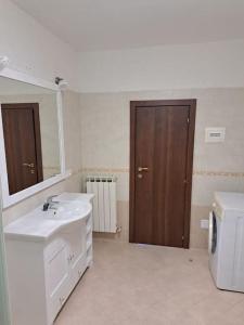 Ένα μπάνιο στο La casa in collina
