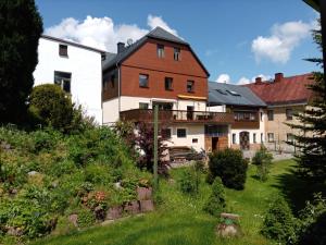 Κήπος έξω από το Ferienwohnung Im Wiesenthal