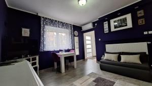 Posedenie v ubytovaní Studio apartman Marta + 37 fotografií
