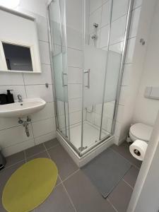 Doppelzimmer mit Bad 9 tesisinde bir banyo