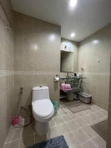 Koupelna v ubytování Park Lane Resort by Best Asset + 5 fotografií