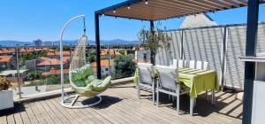 Balkón nebo terasa v ubytování Apartment Zaralux