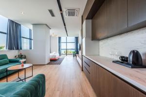 Posezení v ubytování Marina Luxury Suites by PS