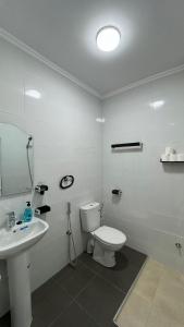 Koupelna v ubytování Appartement 4 en bord de la mer à Azla