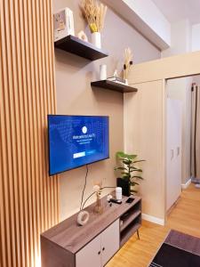TV a/nebo společenská místnost v ubytování Serene Suite In Jazz Residences
