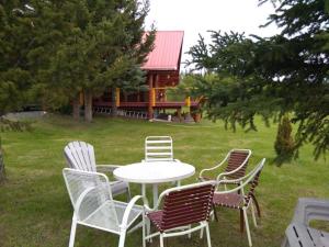 Zahrada ubytování Cariboo Log Guest House