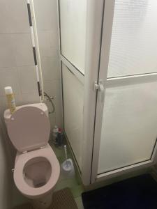 Ένα μπάνιο στο Maison vacance Saidia à proximité plage