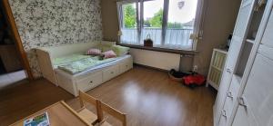 Postel nebo postele na pokoji v ubytování Ferienwohnung Hönnetal