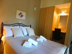 Photo de la galerie de l'établissement Vassia Holiday Home's, à Thermisía 94 autres photos