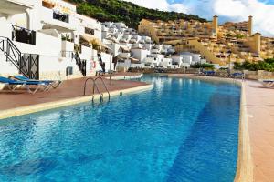 Bazén v ubytovaní Ocean View 3Bdr Balcon Atlantico alebo v jeho blízkosti