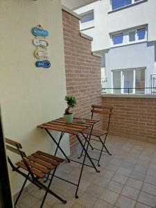 A balcony or terrace at Marconi House