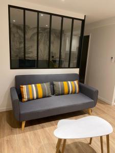 Photo de la galerie de l'établissement Charmant studio climatisé avec chambre séparée, à 3 kms de Biarritz et Bidart, à Arbonne