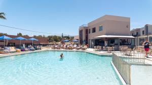 Gallery image of Chrispy Beach Resort, Agia Marina in Agia Marina Nea Kydonias