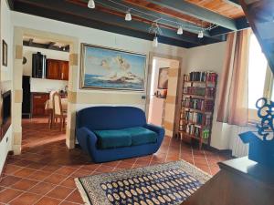 A seating area at Appartamento Deluxe Lecce