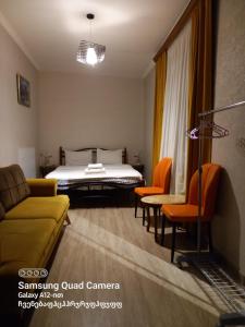 Postel nebo postele na pokoji v ubytování Hotel Zaira