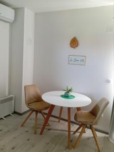 Ruang duduk di Apartment West Stara Pazova