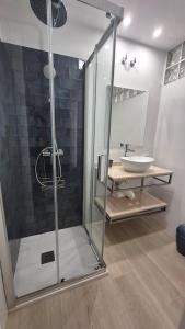 Phòng tắm tại TU DENSCANSO EN VALDELAGRANA FRENTE AL MAR