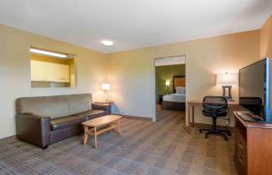 TV a/nebo společenská místnost v ubytování Extended Stay America Suites - Houston - Med Ctr - NRG Park - Kirby