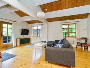 TV a/nebo společenská místnost v ubytování Holiday home Græsted XXVII
