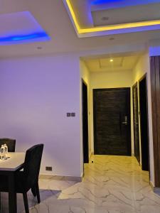 Gambar di galeri bagi Sapphire Residences by Crystal Magodo di Ikeja