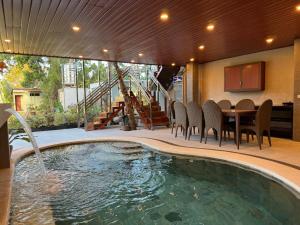 Gallery image of Greenridge Resort in Bukal