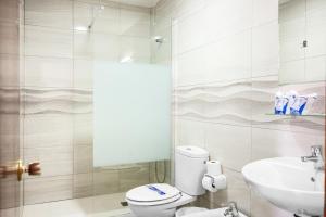Kúpeľňa v ubytovaní Hotel Valencia + 30 fotografií