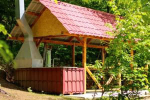 Vrt ispred objekta Opus 11 Dilijan