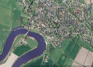 eine Karte von Stadt und Fluss in der Unterkunft Treeneperle in Schwabstedt
